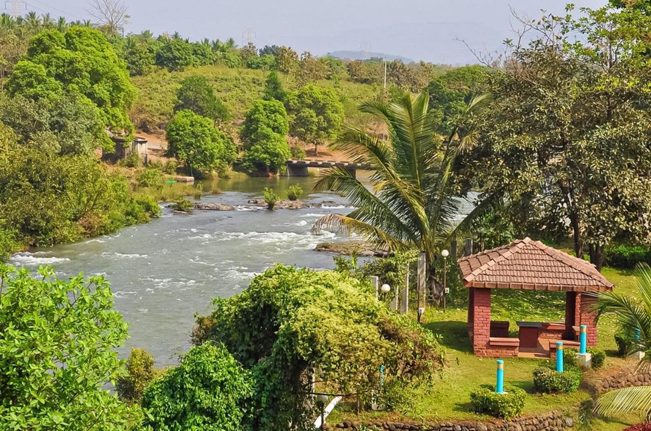 U Rivergate Karjat Dış mekan fotoğraf