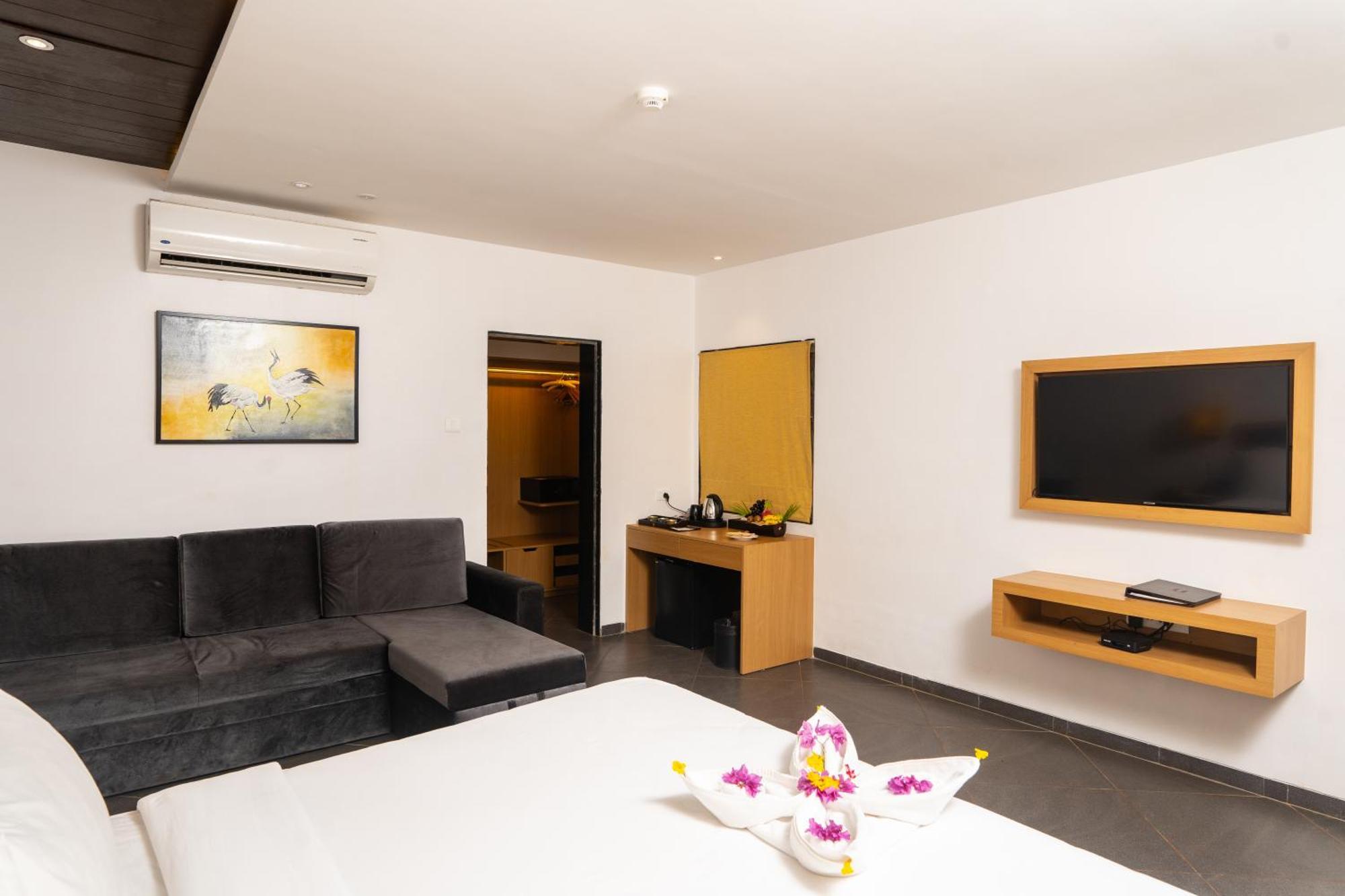 U Rivergate Karjat Dış mekan fotoğraf
